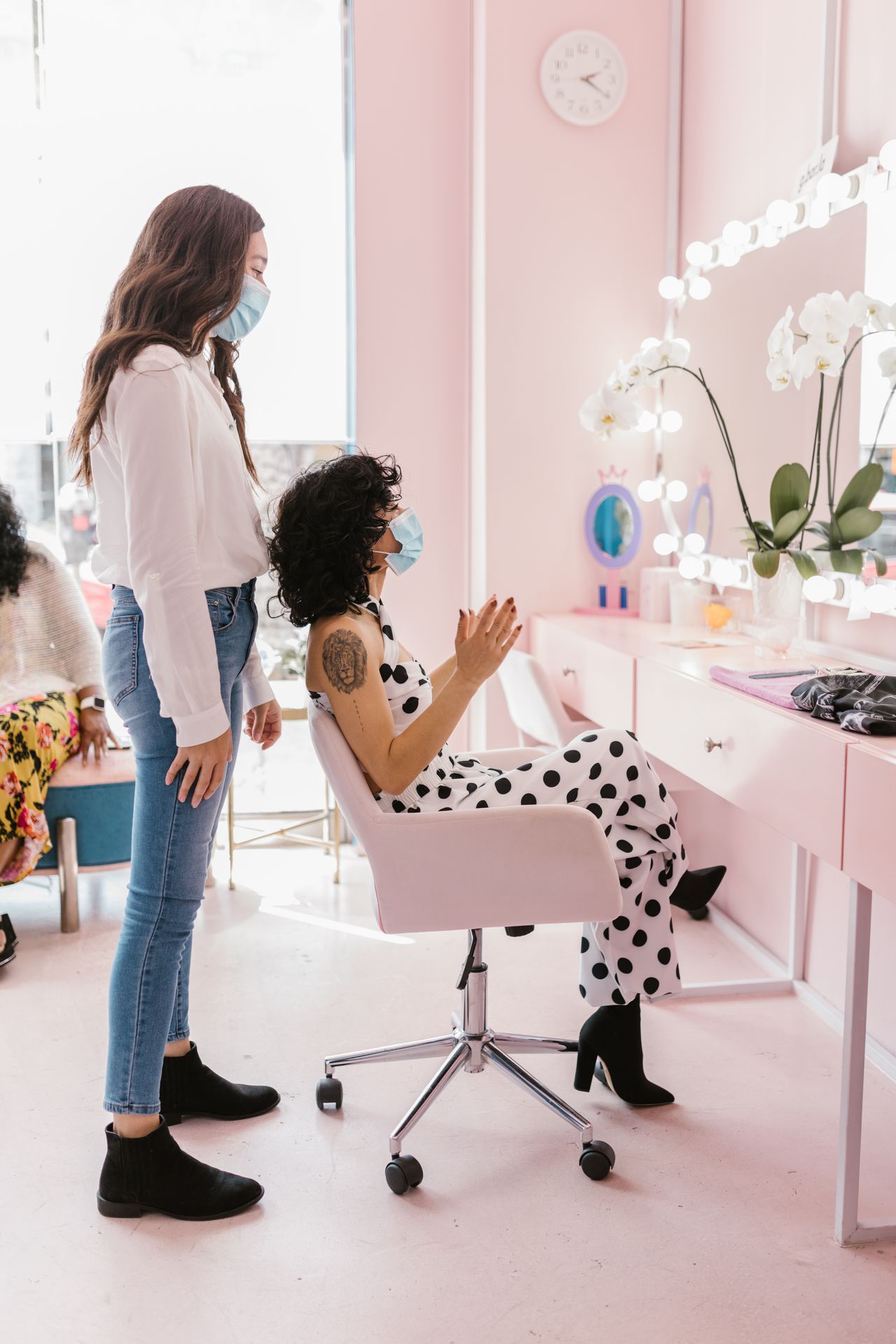 How to Create an Instagram-Worthy Beauty Salon Interior.
