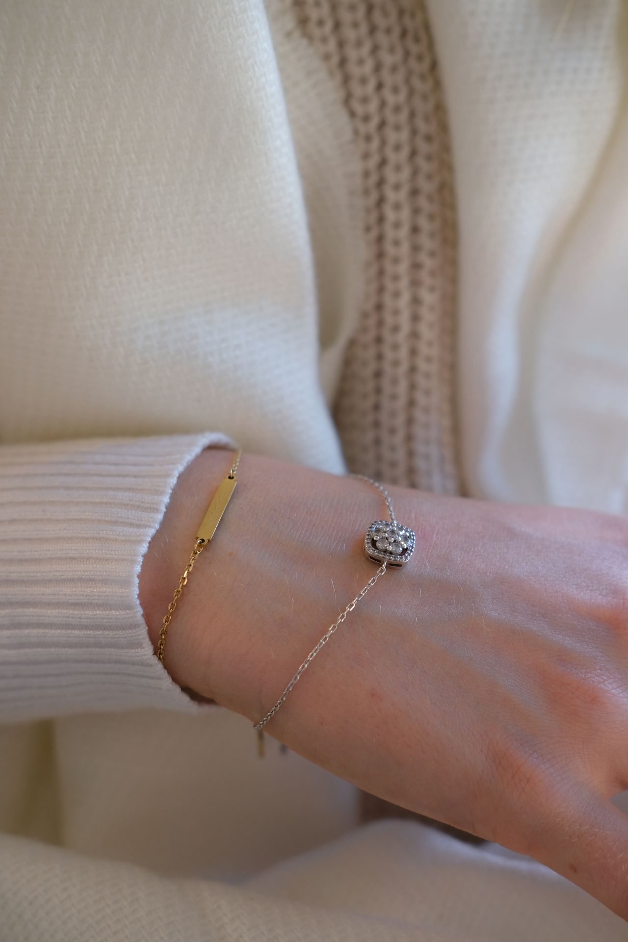 The Best Bracelet Styles for Busy Days and Real-Life Routines.