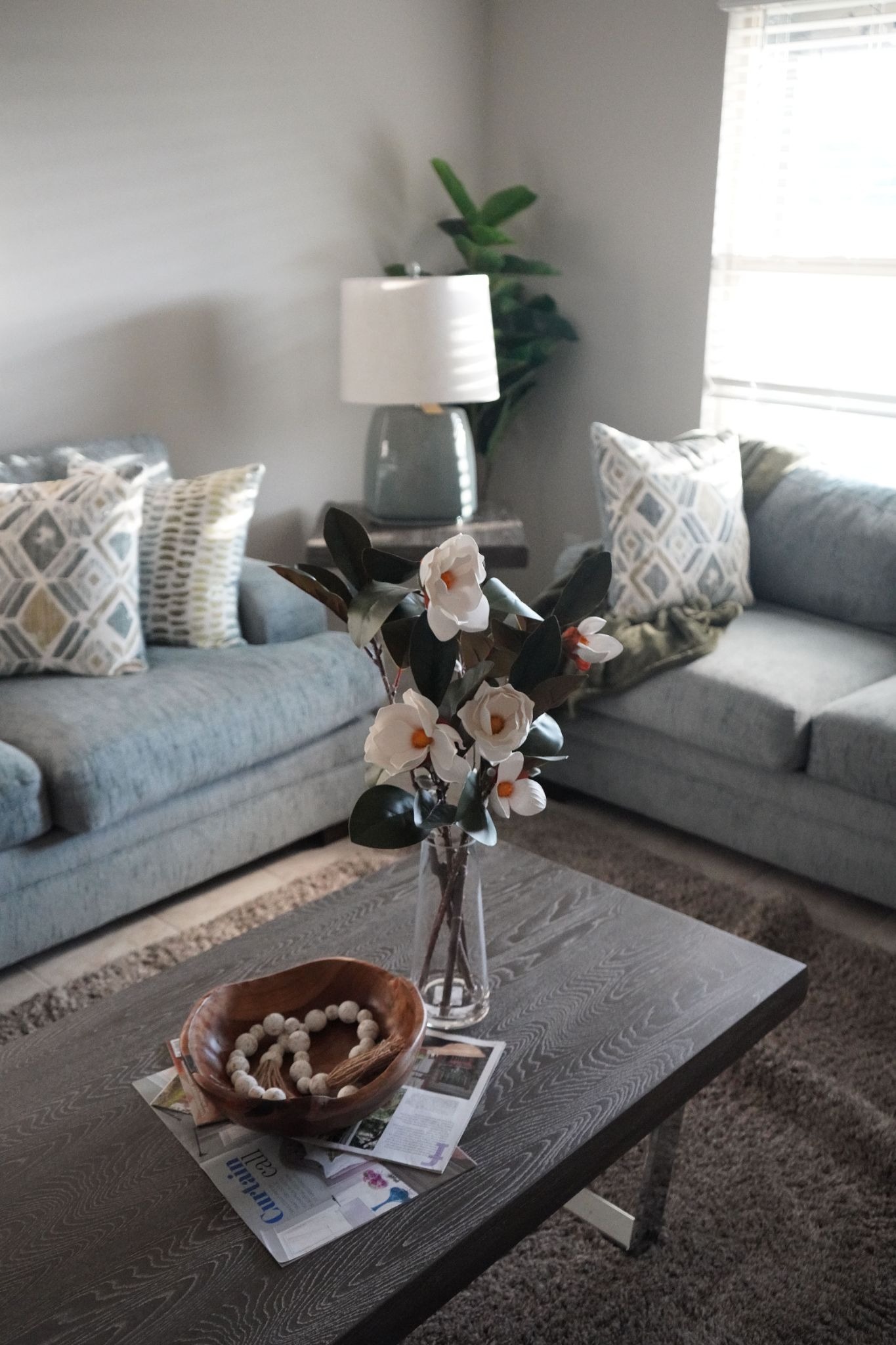 5 Best UK Retailers for 3+2 Sofa Sets.