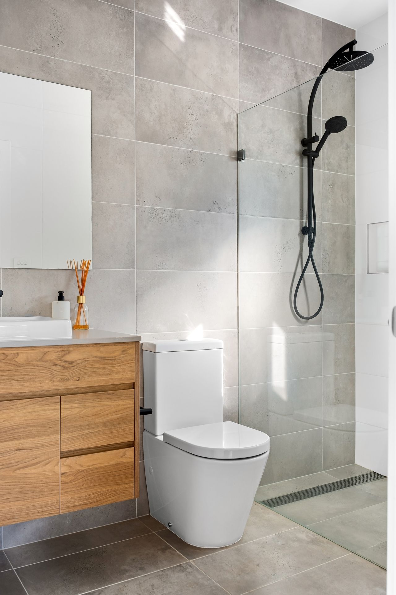 Must-Have Bathroom Features for a Modern Home.